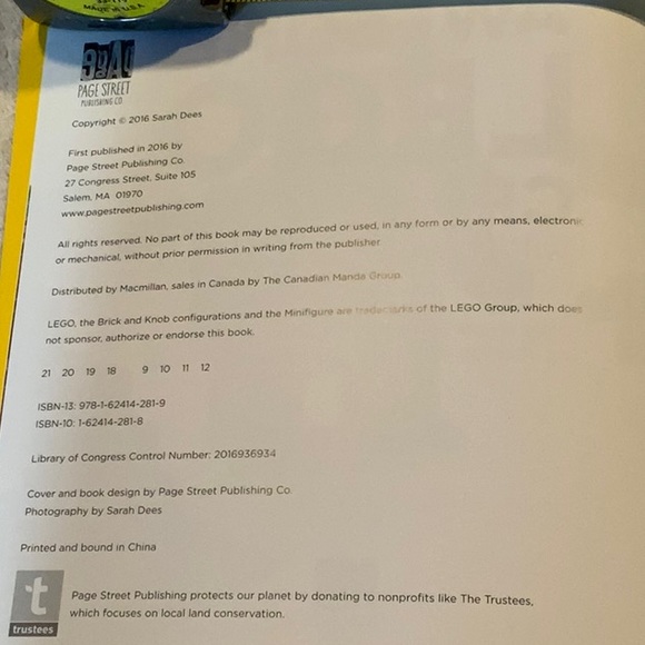 Awesome Lego creations with bricks you already have by Sarah Dees book - Picture 4 of 6